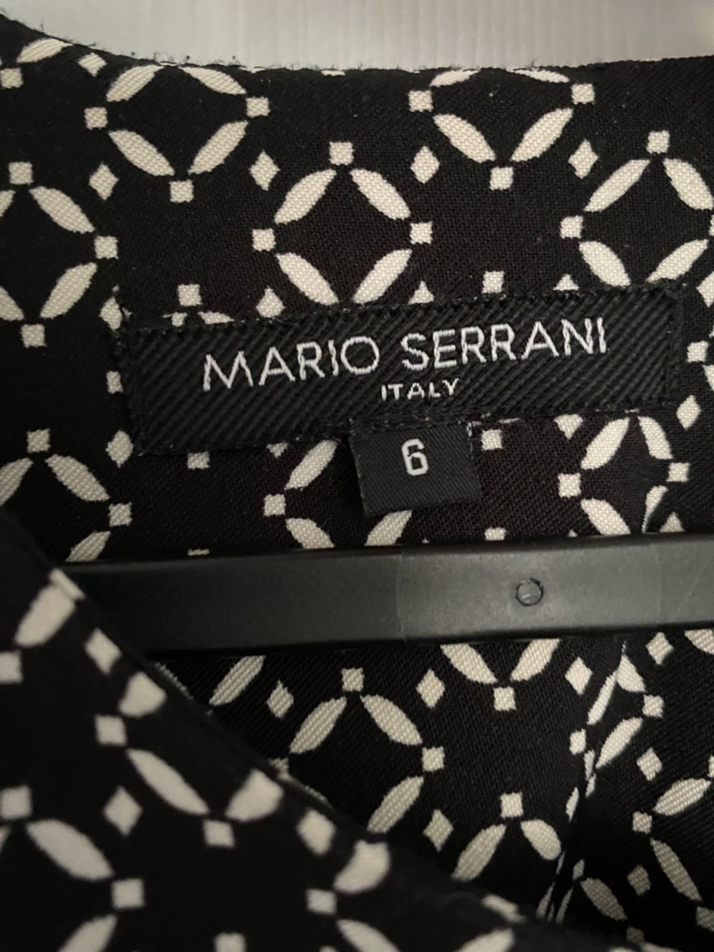 Mario Serrani Black and White Sleeveless Patterned Midi Dress - Picture 3 of 3